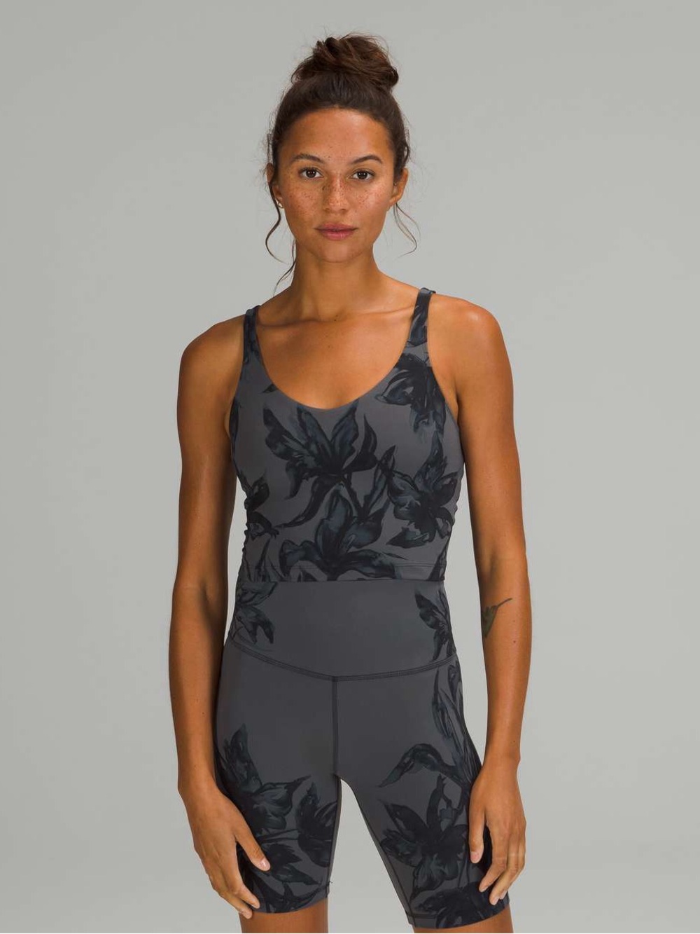 Lululemon Align Tank Grey Floral Botanical Bloom Anchor Multi Size 6 Activewear